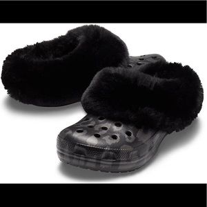 Mammoth Luxe Metallic Lined Crocs